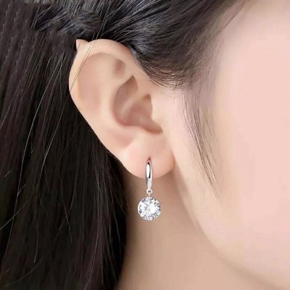 Sterling Silver Drop Earrings With Round Crystal - Picture 6 of 6